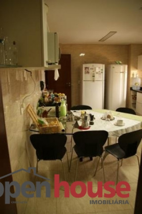 Imagem Apartamento com 5 Quartos à Venda, 200 m² em Tirol - Natal Imagem Apartamento com 5 Quartos à Venda, 200 m² em Tirol - Natal
