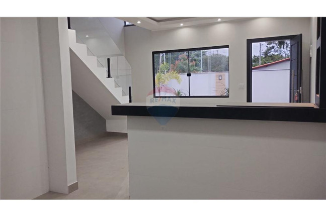Imagem Casa com 2 Quartos à Venda, 75 m² em Inoa - Maricá