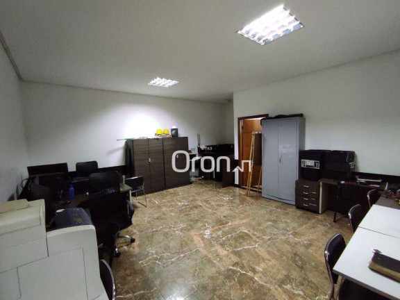 Imagem Casa com 4 Quartos à Venda, 330 m² em Setor Nova Suiça - Goiânia