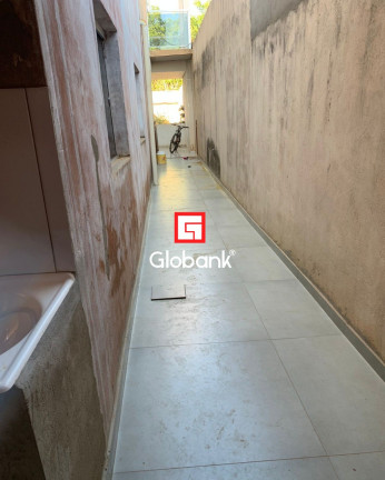 Imagem Sobrado com 3 Quartos à Venda, 180 m² em Vila Sion - Montes Claros Imagem Sobrado com 3 Quartos à Venda, 180 m² em Vila Sion - Montes Claros