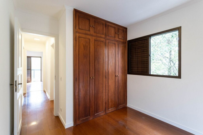 Imagem Imóvel com 3 Quartos à Venda, 88 m² em Moema - São Paulo Imagem Imóvel com 3 Quartos à Venda, 88 m² em Moema - São Paulo