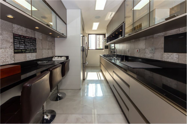 Imagem Imóvel com 3 Quartos à Venda, 160 m² em Vila Gomes Cardim - São Paulo