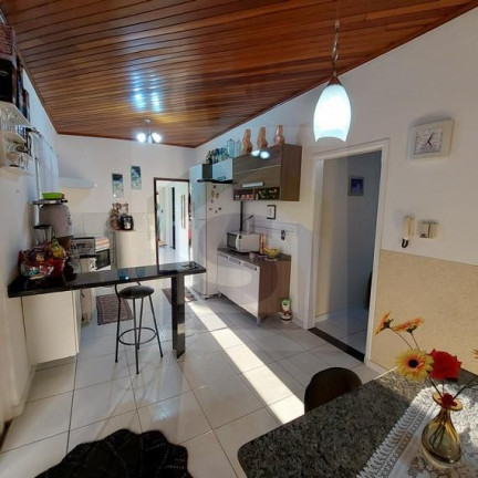 Imagem Casa com 2 Quartos à Venda, 120 m² em Vila São Lúcio - Botucatu