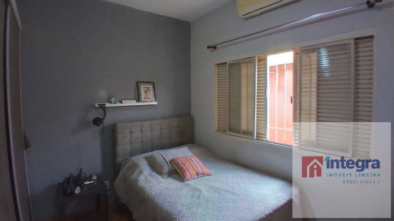 Imagem Casa com 3 Quartos à Venda, 235 m² em Vila Cristóvam - Limeira Imagem Casa com 3 Quartos à Venda, 235 m² em Vila Cristóvam - Limeira