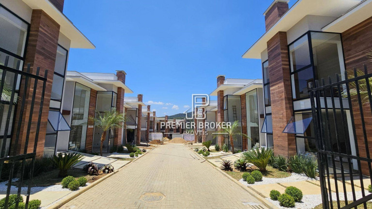 Imagem Casa com 4 Quartos à Venda, 151 m² em Tijuca - Teresópolis Imagem Casa com 4 Quartos à Venda, 151 m² em Tijuca - Teresópolis