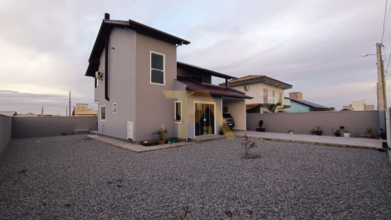 Imagem Imóvel com 2 Quartos à Venda, 130 m² em Alto Arroio - Imbituba Imagem Imóvel com 2 Quartos à Venda, 130 m² em Alto Arroio - Imbituba