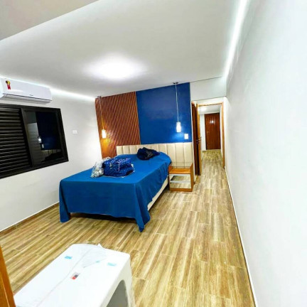 Imagem Casa com 3 Quartos à Venda, em Vila Guilhermina - Praia Grande Imagem Casa com 3 Quartos à Venda, em Vila Guilhermina - Praia Grande