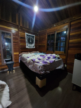 Imagem Casa com 6 Quartos à Venda, 210 m² em Estância Embuarama - Embu Das Artes