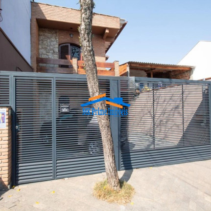 Sobrado com 5 Quartos à Venda, 200 m² em Jardim D'abril - Osasco