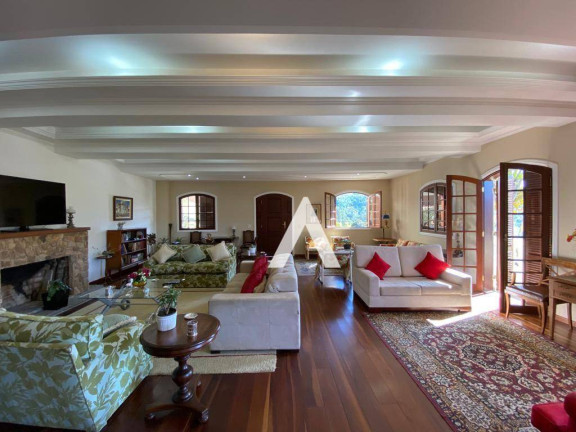 Imagem Casa com 6 Quartos à Venda, 470 m² em Golfe - Teresópolis Imagem Casa com 6 Quartos à Venda, 470 m² em Golfe - Teresópolis