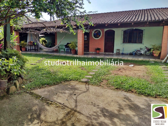 Imagem Casa com 4 Quartos à Venda, em Barra Velha - Ilhabela Imagem Casa com 4 Quartos à Venda, em Barra Velha - Ilhabela