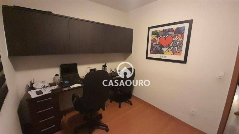 Imagem Apartamento com 3 Quartos à Venda, 130 m² em Santo Antônio - Belo Horizonte Imagem Apartamento com 3 Quartos à Venda, 130 m² em Santo Antônio - Belo Horizonte