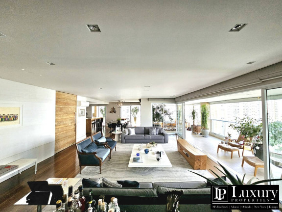 Foto do imóvel Apartamento com 3 Quartos à Venda, 385 m² em Campo Belo - São Paulo