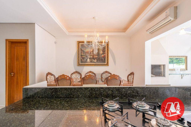Imagem Sobrado com 3 Quartos à Venda, 308 m² em Jardim Itu Sabará - Porto Alegre