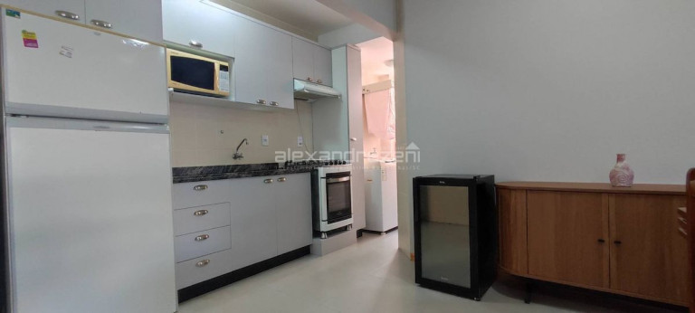 Imagem Apartamento com 3 Quartos para Temporada, 95 m² em Bombas - Bombinhas