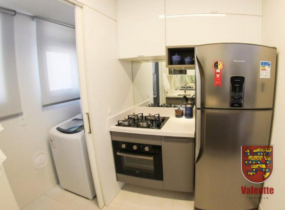 Imagem Apartamento com 2 Quartos à Venda, em Centro - Florianópolis Imagem Apartamento com 2 Quartos à Venda, em Centro - Florianópolis