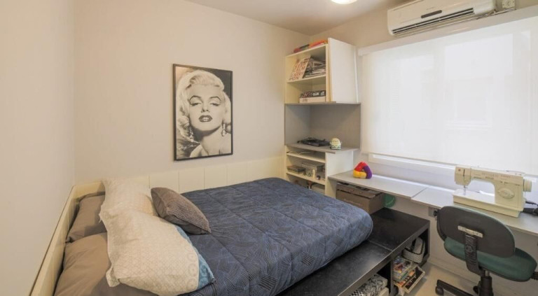 Imagem Apartamento com 3 Quartos à Venda, 105 m² em Petrópolis - Porto Alegre Imagem Apartamento com 3 Quartos à Venda, 105 m² em Petrópolis - Porto Alegre