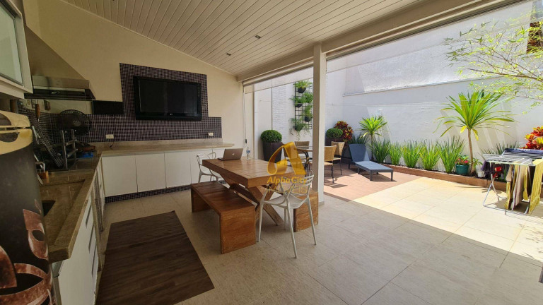 Imagem Casa com 3 Quartos à Venda, 220 m² em Alphaville - Santana De Parnaíba Imagem Casa com 3 Quartos à Venda, 220 m² em Alphaville - Santana De Parnaíba