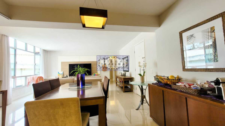 Imagem Apartamento com 3 Quartos à Venda, 130 m² em Lagoa - Rio De Janeiro Imagem Apartamento com 3 Quartos à Venda, 130 m² em Lagoa - Rio De Janeiro