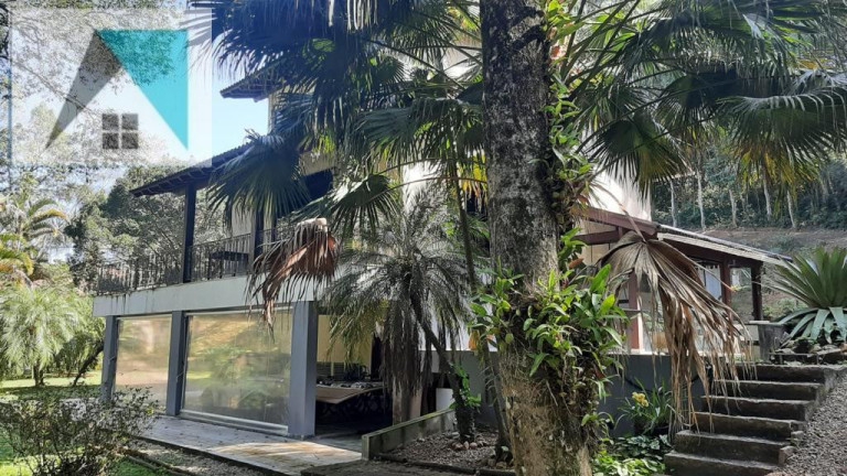 Imagem Casa com 4 Quartos para Alugar, em Alpes Dos Araçás (jordanésia) - Cajamar Imagem Casa com 4 Quartos para Alugar, em Alpes Dos Araçás (jordanésia) - Cajamar