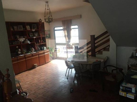 Imagem Casa com 3 Quartos à Venda, 296 m² em Feliz - Goiânia