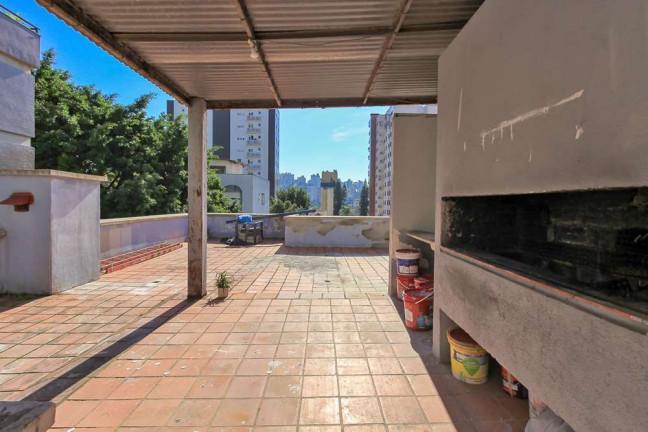 Imagem Imóvel com 2 Quartos à Venda,  em Petrópolis - Porto Alegre