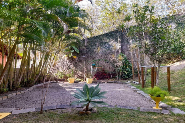 Imagem Casa com 3 Quartos à Venda, 220 m² em Badu - Niterói Imagem Casa com 3 Quartos à Venda, 220 m² em Badu - Niterói