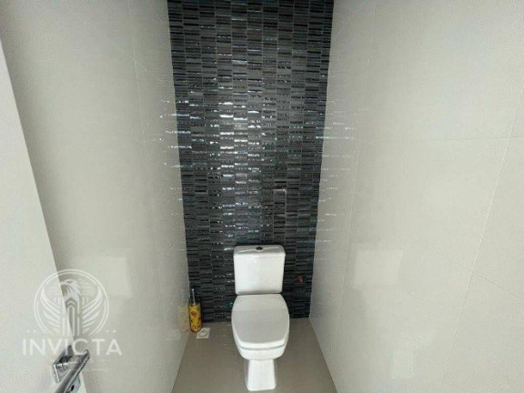 Imagem Cobertura com 4 Quartos à Venda, 242 m² em Centro - Balneário Camboriú