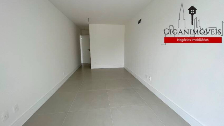 Imagem Casa de Condomínio com 4 Quartos à Venda, 350 m² em Barra Da Tijuca - Rio De Janeiro Imagem Casa de Condomínio com 4 Quartos à Venda, 350 m² em Barra Da Tijuca - Rio De Janeiro