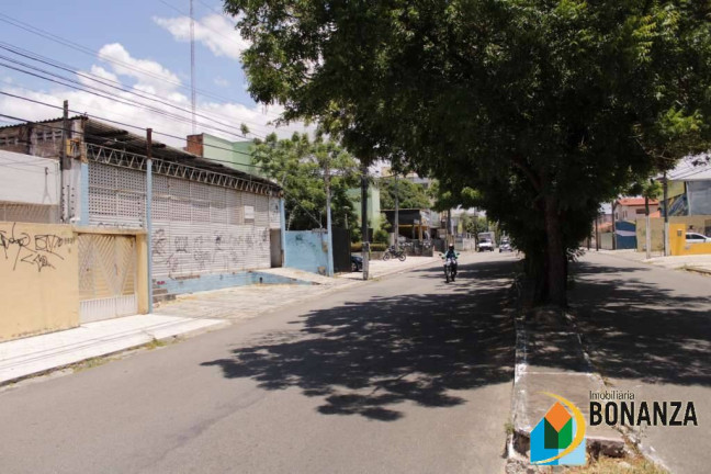 Imagem Galpão para Alugar, 511 m² em Vila União - Fortaleza Imagem Galpão para Alugar, 511 m² em Vila União - Fortaleza
