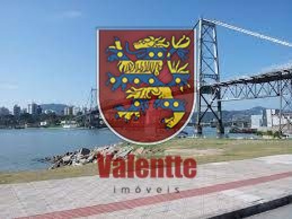 Imagem Terreno à Venda, 215 m² em Balneário - Florianópolis Imagem Terreno à Venda, 215 m² em Balneário - Florianópolis