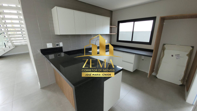Imagem Casa com 3 Quartos à Venda, 250 m² em Cézar De Souza - Mogi Das Cruzes Imagem Casa com 3 Quartos à Venda, 250 m² em Cézar De Souza - Mogi Das Cruzes