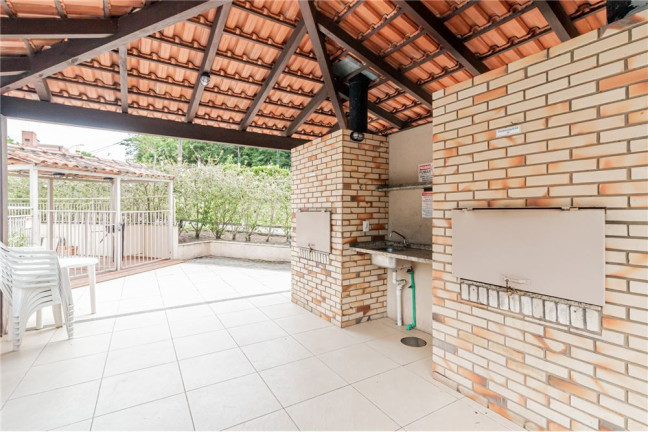 Imagem Imóvel com 2 Quartos à Venda, em Jardim Carvalho - Porto Alegre Imagem Imóvel com 2 Quartos à Venda, em Jardim Carvalho - Porto Alegre