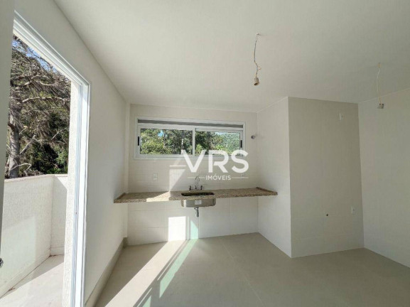 Imagem Apartamento com 2 Quartos à Venda, 93 m² em Pimenteiras - Teresópolis