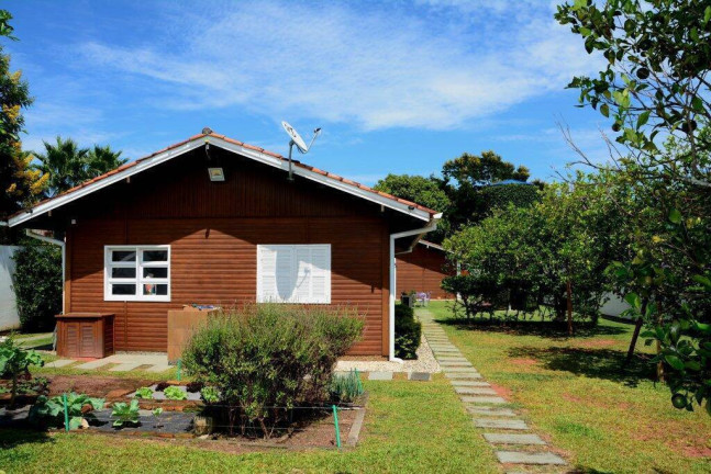 Imagem Casa com 4 Quartos à Venda, 400 m² em Lagoa Da Conceição - Florianópolis Imagem Casa com 4 Quartos à Venda, 400 m² em Lagoa Da Conceição - Florianópolis