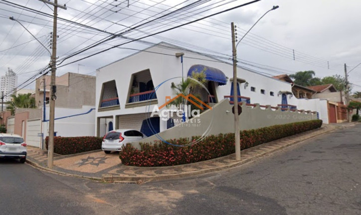 Casa com 3 Quartos à Venda, 252 m² em Vila Melo - Mogi Mirim