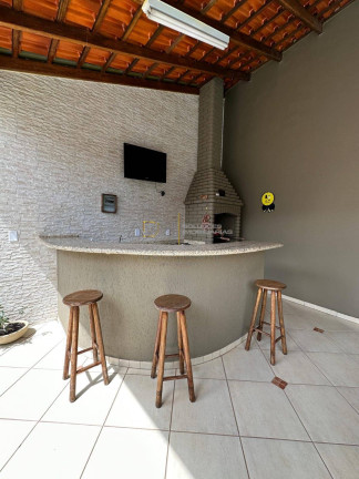 Imagem Casa com 3 Quartos à Venda, 235 m² em Jardim Paraíso - Botucatu