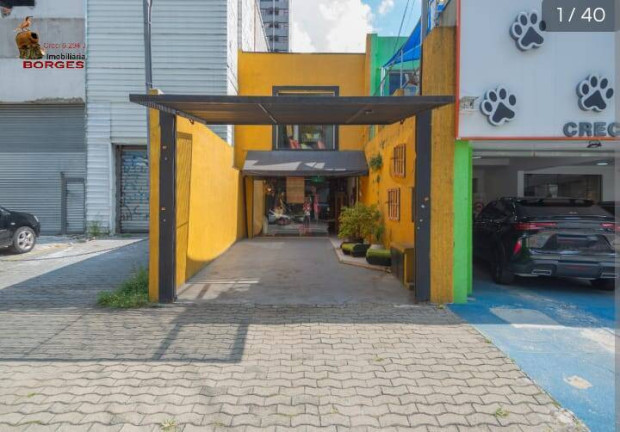 Imagem Casa com 5 Quartos à Venda, 240 m² em Moema - São Paulo Imagem Casa com 5 Quartos à Venda, 240 m² em Moema - São Paulo