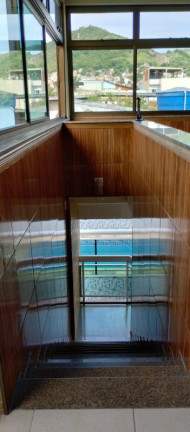 Imagem Casa com 4 Quartos à Venda, 380 m² em Campinho - Rio De Janeiro