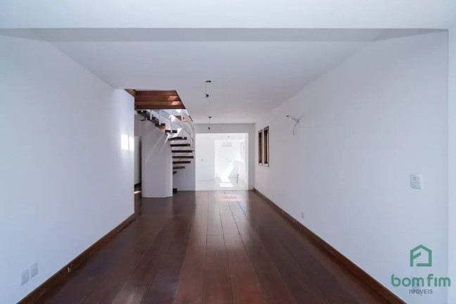Imagem Cobertura com 3 Quartos à Venda, 244 m² em Auxiliadora - Porto Alegre Imagem Cobertura com 3 Quartos à Venda, 244 m² em Auxiliadora - Porto Alegre