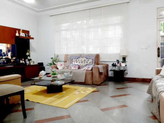 Imagem Imóvel com 6 Quartos à Venda, 480 m² em Vila Isabel - Rio De Janeiro