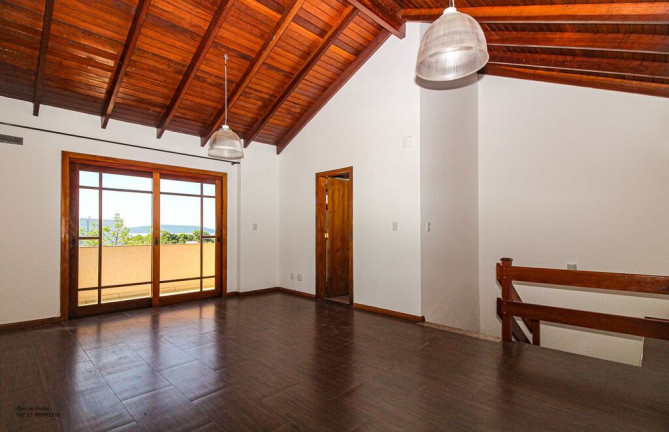 Imagem Casa com 3 Quartos à Venda, 232 m² em Jardim Isabel - Porto Alegre