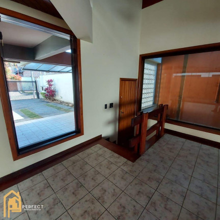 Imagem Casa com 3 Quartos à Venda, 400 m² em Jardim Das Nações - Taubaté