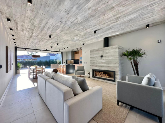 Imagem Casa com 4 Quartos à Venda, 207 m² em Xangri-la - Capao Da Canoa Imagem Casa com 4 Quartos à Venda, 207 m² em Xangri-la - Capao Da Canoa