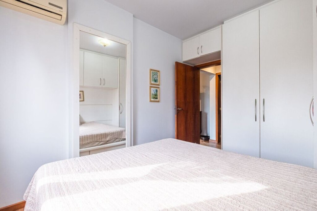 Imagem Apartamento com 3 Quartos à Venda, 109 m² em Centro - Florianópolis Imagem Apartamento com 3 Quartos à Venda, 109 m² em Centro - Florianópolis