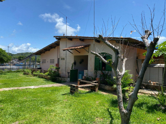 Imagem Casa com 3 Quartos à Venda, 2.500 m² em Ilhéus