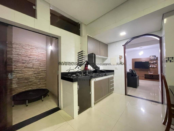 Imagem Casa com 3 Quartos à Venda, 250 m² em Conjunto Califórnia - Belo Horizonte