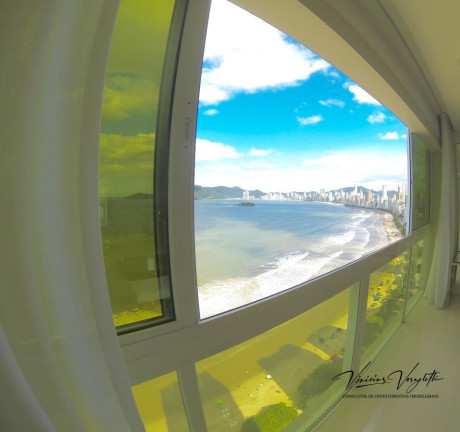 Imagem Apartamento com 3 Quartos à Venda, 214 m² em Centro - Balneário Camboriú