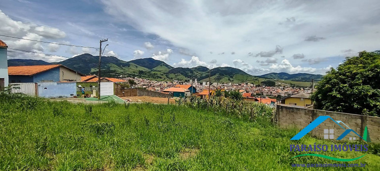 Imagem Terreno à Venda, 409 m² em Centro - Paraisópolis Imagem Terreno à Venda, 409 m² em Centro - Paraisópolis