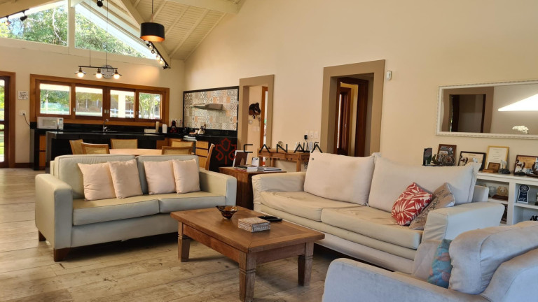 Imagem Casa com 4 Quartos à Venda, 486 m² em Zona Rural - Armação Dos Búzios Imagem Casa com 4 Quartos à Venda, 486 m² em Zona Rural - Armação Dos Búzios